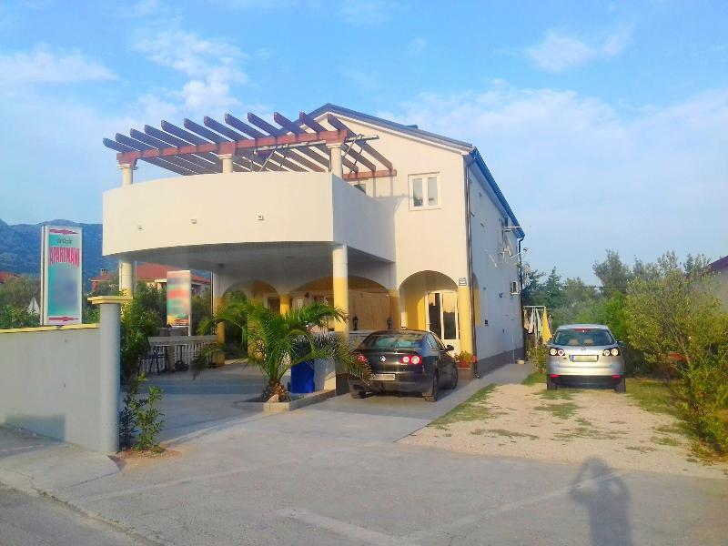 Apartments Bucic Задар Экстерьер фото
